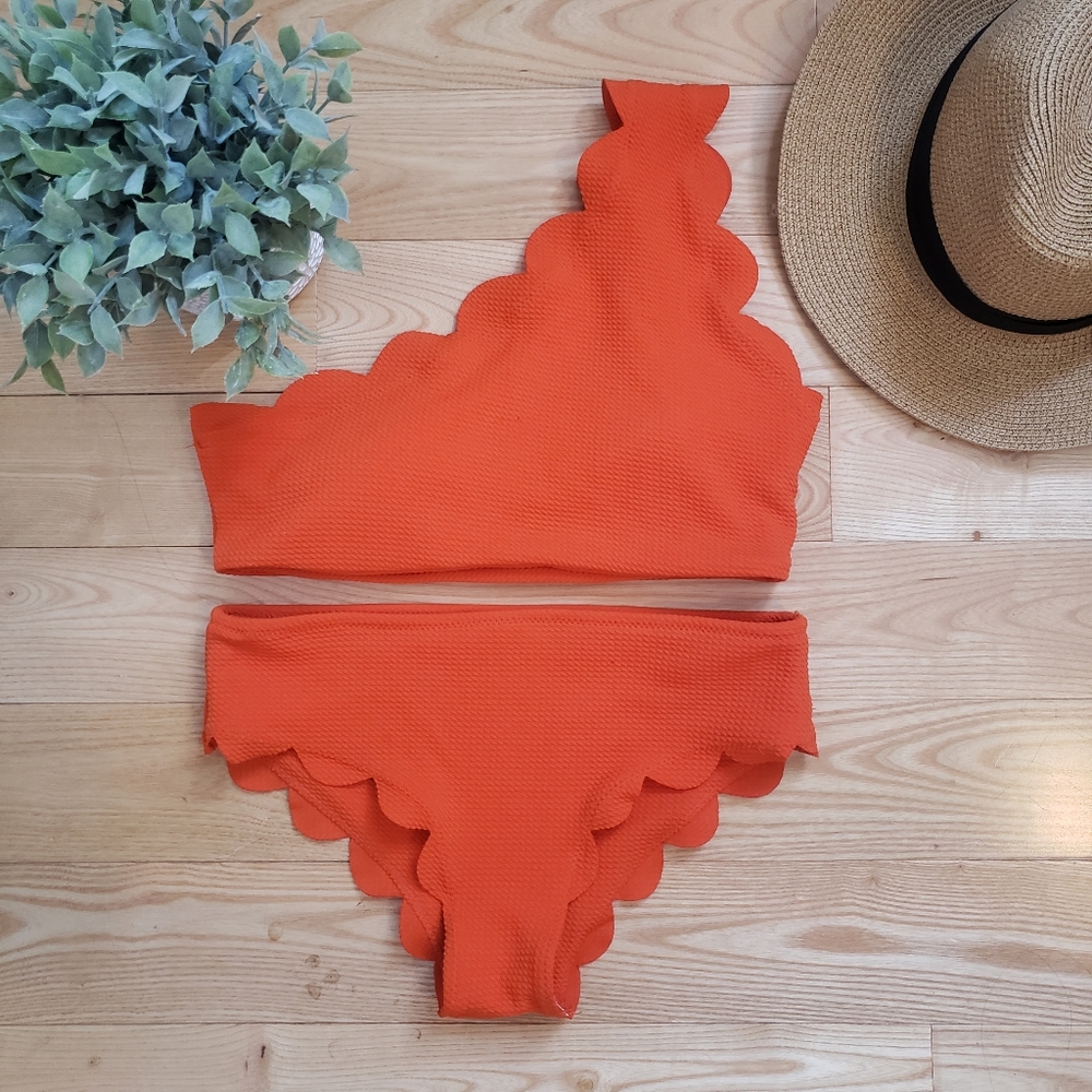 Swim / Bikini